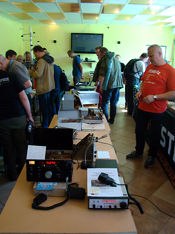 Wystawa transceiverów wg SP5WW Wystawa transceiverów wg SP5WW